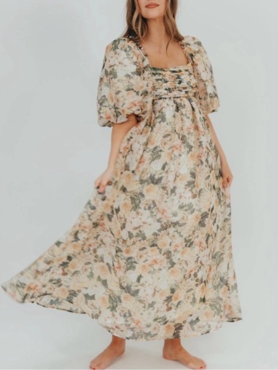 Worth Collective Dresses & Skirts - Floral Maxi Dress with Puff Sleeves - Cream & Green